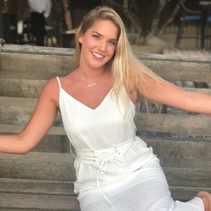 Meet your Posher, Oneida